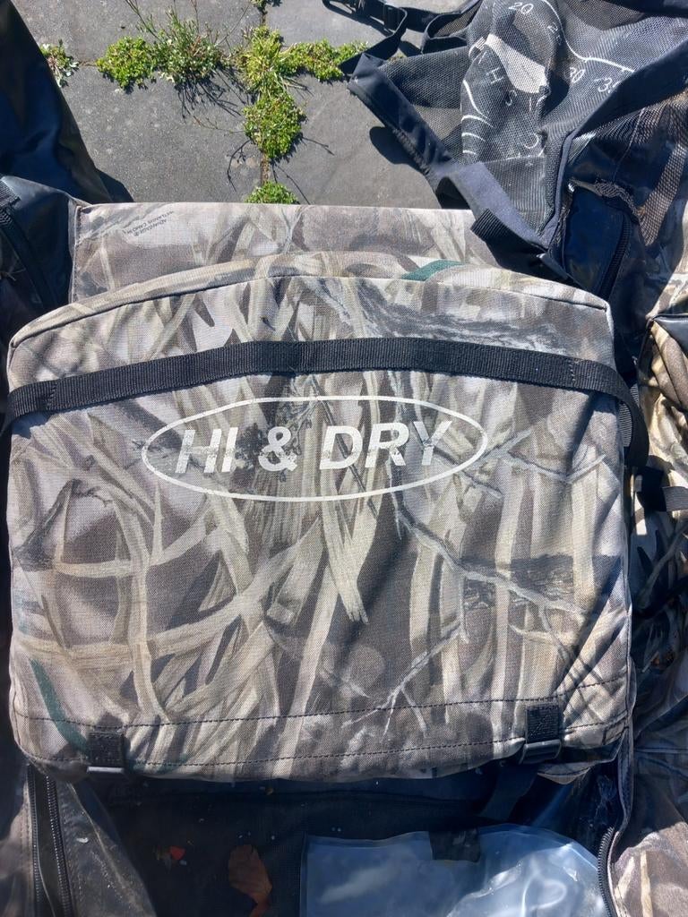Hi & Dry Belly Boat / Opblaasbare Visboot – Camouflage, Watersport en Boten, Hengelsport | Algemeen, Ophalen of Verzenden