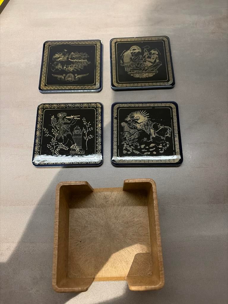 Decorhellas onderzetters met houder grieks rhodos keramiek, Ophalen of Verzenden, Gebruikt, Glas of Kopje