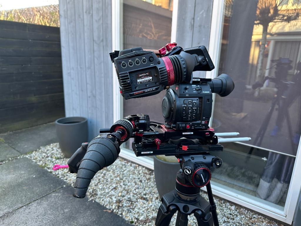 Canon C200 incl Zacuto viewfinder en Zacuto shoulder rig, Ophalen of Verzenden, Gebruikt, Video