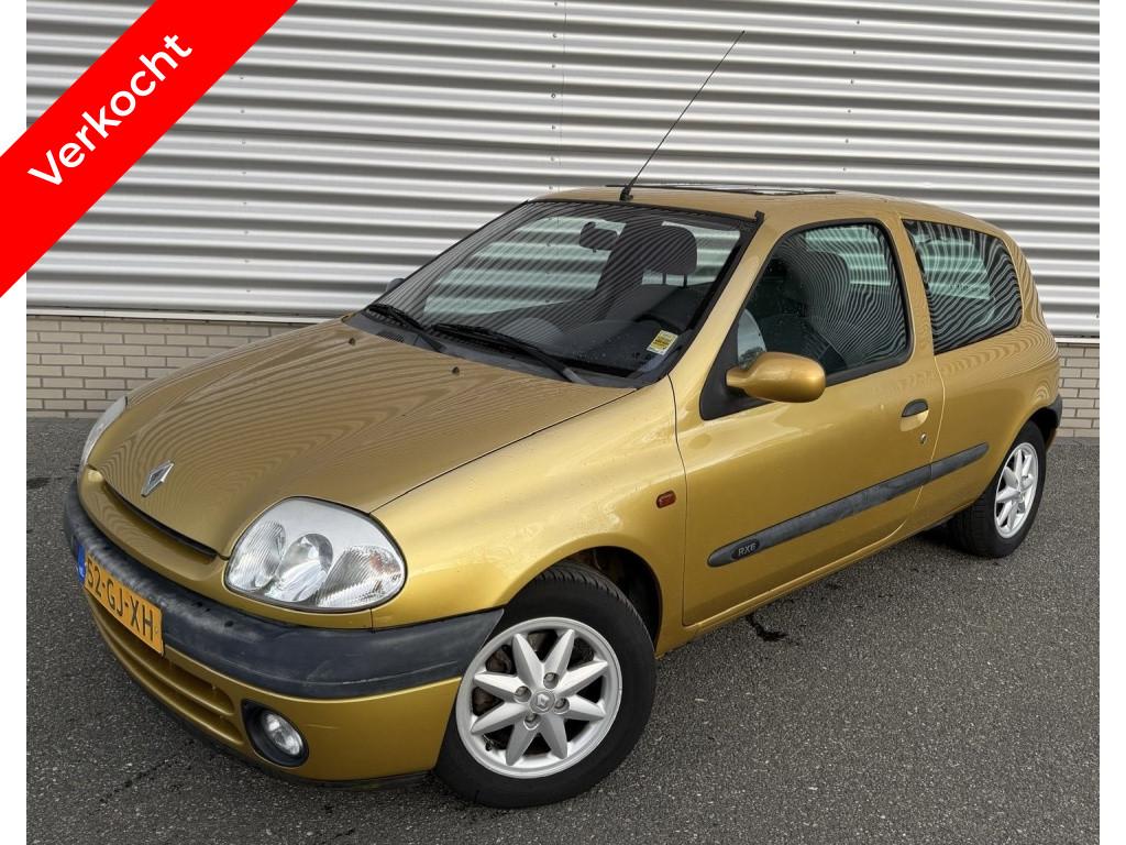Renault Clio 1.4-16V AUTOMAAT | AIRCO | NAP | TREKHAAK, Auto's, Oldtimers, Overige kleuren, Renault, Bedrijf, 1390 cc