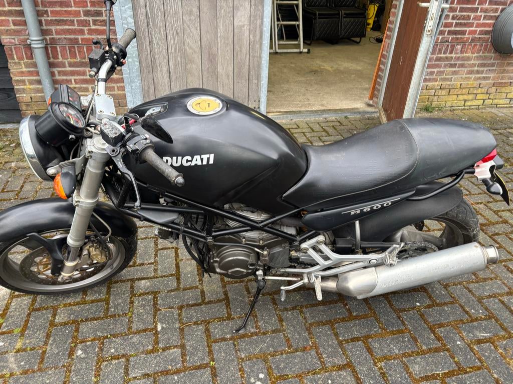 Ducati M600 24kw, 2 cilinders, 583 cc, Motorrijbewijs A, Particulier