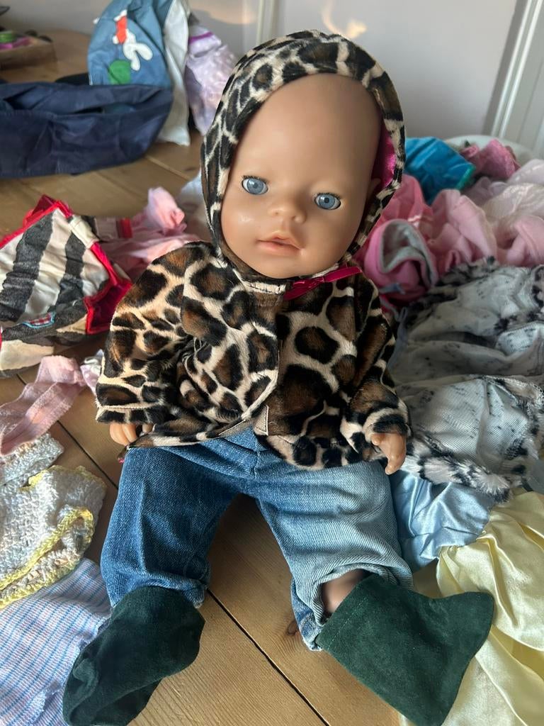 Babyborn met volle kledingkast!, Ophalen of Verzenden, Zo goed als nieuw