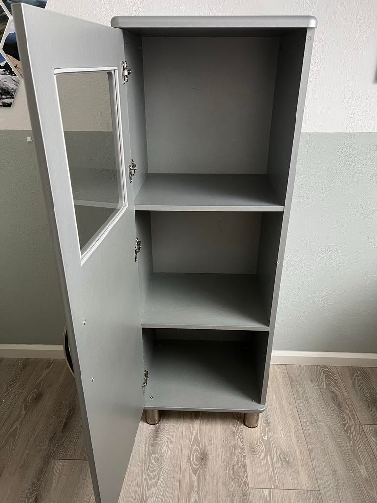 Tenzo Malibu retro Cabinet kast zilver, Huis en Inrichting, Ophalen, Zo goed als nieuw