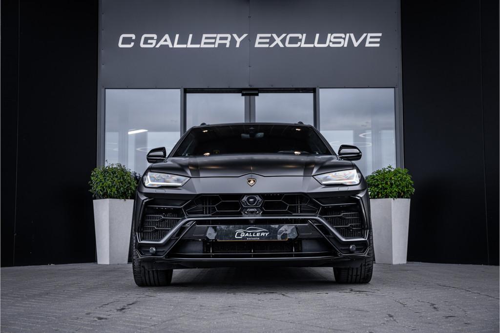 Lamborghini Urus 4.0 V8 - BTW | Akrapovic | Keramisch | Pano, Auto's, Lamborghini, Automaat, Urus, Gebruikt, Zwart