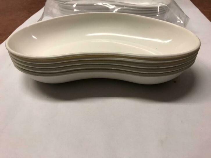 Kunststof nierbekkens per 10 stuks, Ophalen of Verzenden, Niet ingevuld, Niet ingevuld, Niet ingevuld