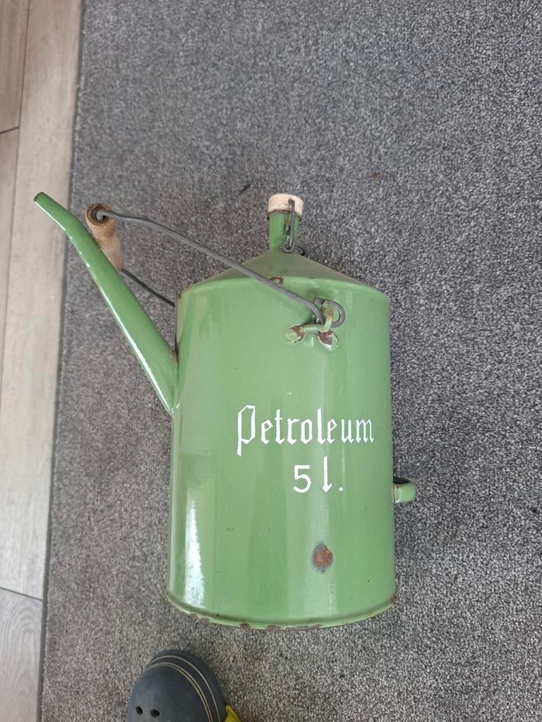 Petroleum ka 5 liter reseda groen, Ophalen of Verzenden