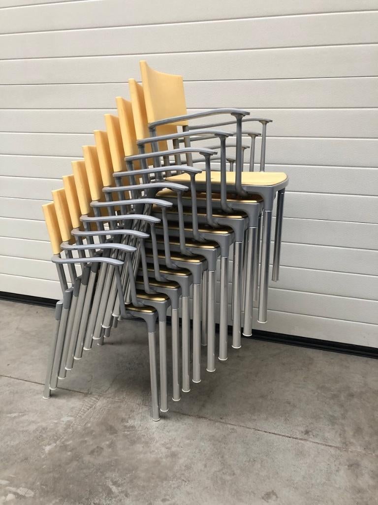 INBOEDELVERKOOP HAAKSBERGEN: 10 stoelen stapelbaar, Ophalen, Gebruikt, Overige kleuren, Industrieel