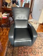 Elektrisch verstelbare fauteuil, Huis en Inrichting, Fauteuils, Ophalen, Gebruikt, Leer, 75 tot 100 cm