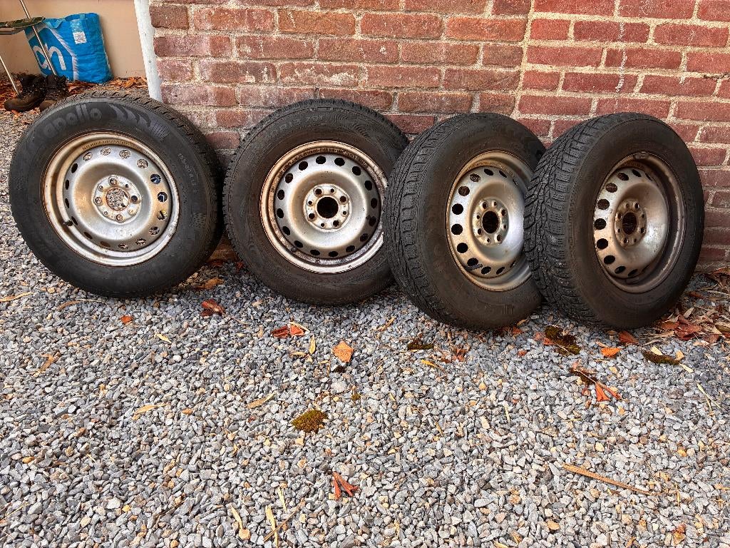 Winter banden Apollo 155/80R13 79T voor bijvoorbeeld Panda, Ophalen, Gebruikt