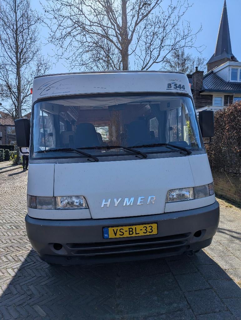 Hymer B544 met lange bank en hefbed uit '97, Caravans en Kamperen, Integraal, Ringverwarming, Particulier, Achteruitrijcamera