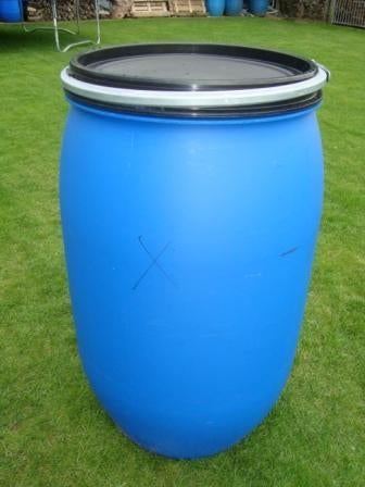 Blauwe vaten tonnen van 220 L met deksel en klemring, 150 liter of meer, Ophalen, Zo goed als nieuw, Kunststof