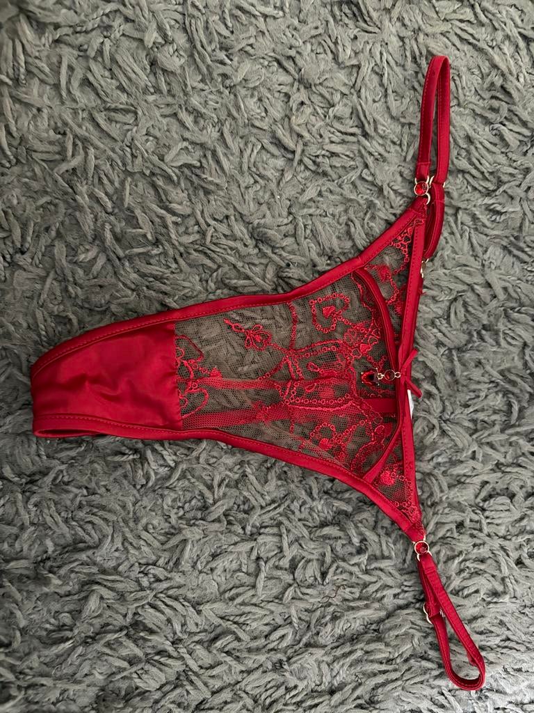 Rode kanten string, Kleding | Dames, Ophalen of Verzenden, Rood, String
