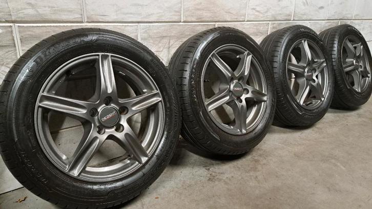 Lichtmetalen velgen Polo Fabia Ibiza Cordoba 185/60/15, Auto-onderdelen, Banden en Velgen, Banden en Velgen, Zomerbanden, 15 inch