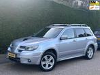Mitsubishi Outlander Sport 2.0 Turbo RIJDT GOED/APK 3-2027!, Zwart, Leder en Stof, Handgeschakeld, 1570 kg