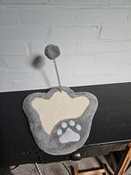 Speelpaaltje kat, Ophalen