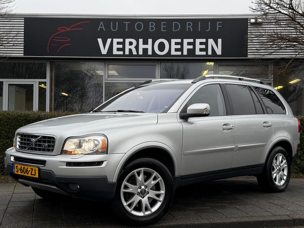 Volvo XC90 4.4 V8 - 7 PERS - STOEL VERW - XENON - CRUISE / C, Gebruikt, 2077 kg, 138 €/maand, Leder