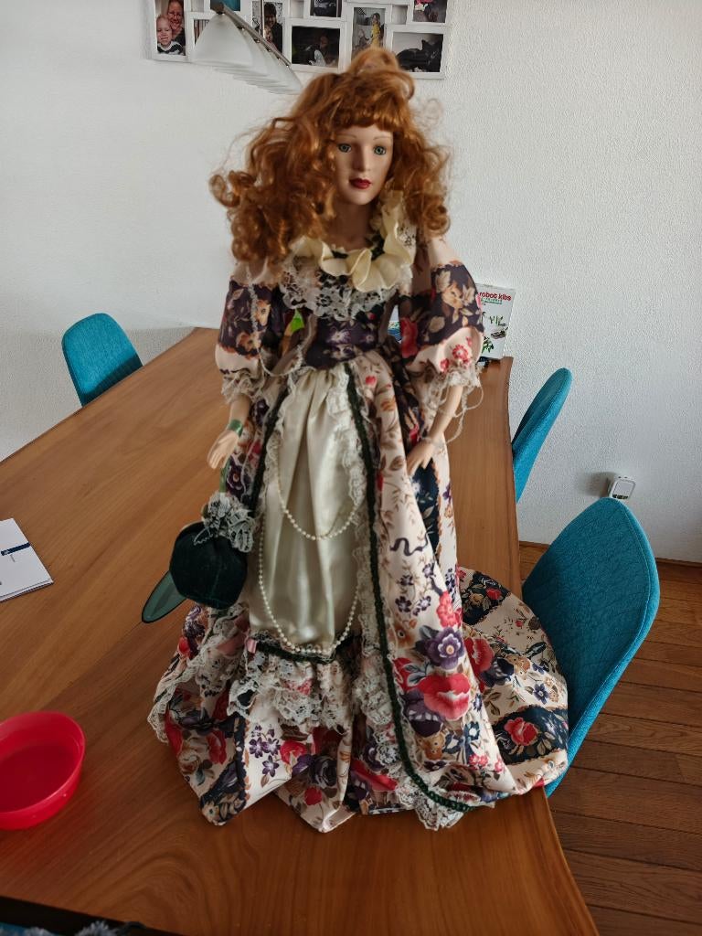 2 vintage porseleinen poppen 46 en 67 cm, Verzamelen, Poppen, Ophalen of Verzenden, Gebruikt, Pop