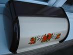 retro broodtrommel / bruin beige met oranje bloem, Ophalen, Huis en Inrichting