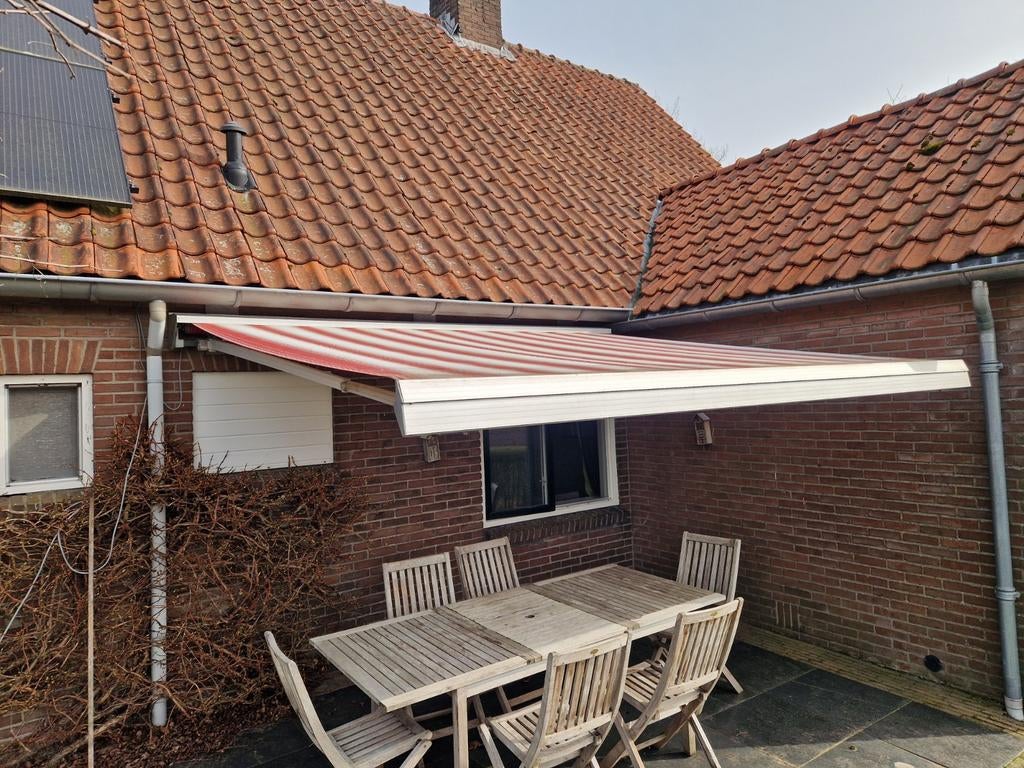 Zonnescherm knikarmscherm rood wit gestreept, Ophalen, Gebruikt, Elektrisch, 150 tot 300 cm