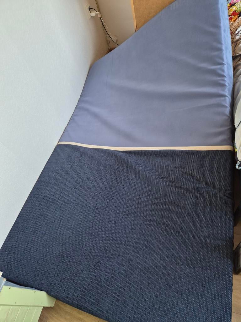 Gratis Camper caravan matras 130 bij 190 cm, Ophalen, Zo goed als nieuw