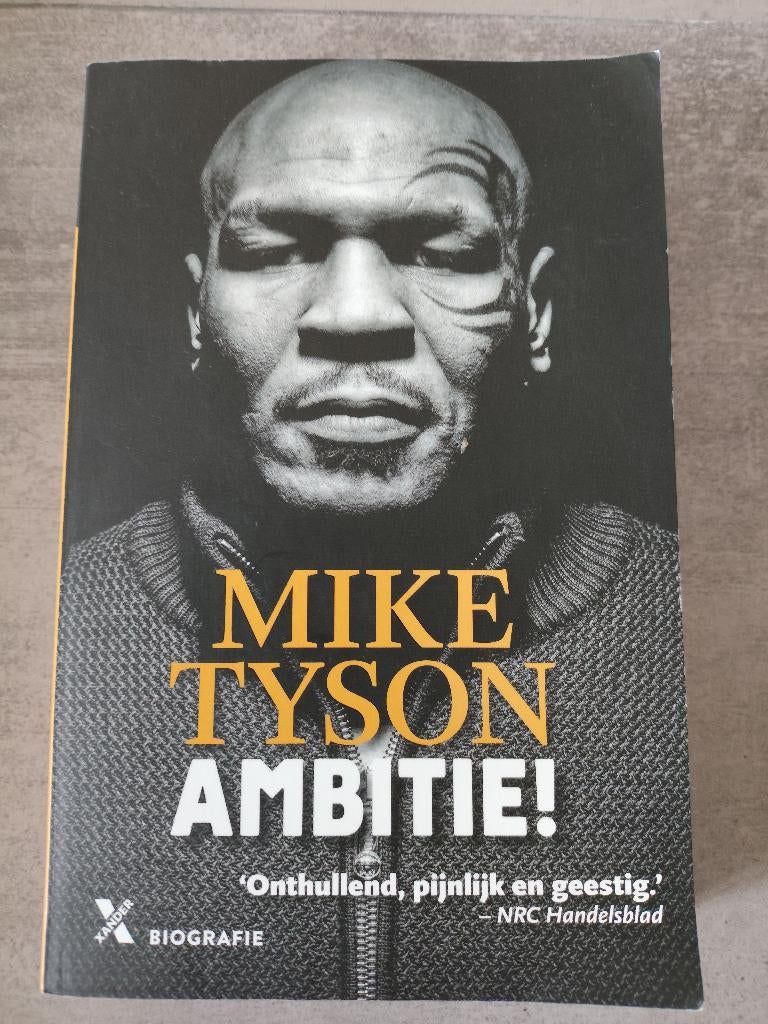 Mike Tyson Ambitie in nette staat biografie, Ophalen of Verzenden, Zo goed als nieuw, Vechtsport