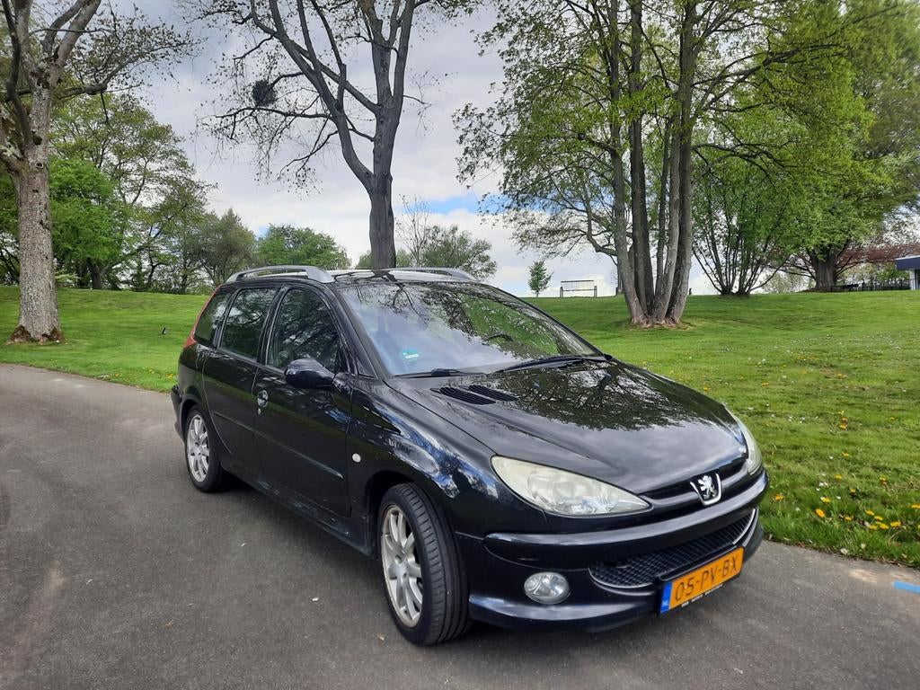 Peugeot 206 SW, Auto's, Voorwielaandrijving, 15 km/l, 40 €/maand, 4 cilinders