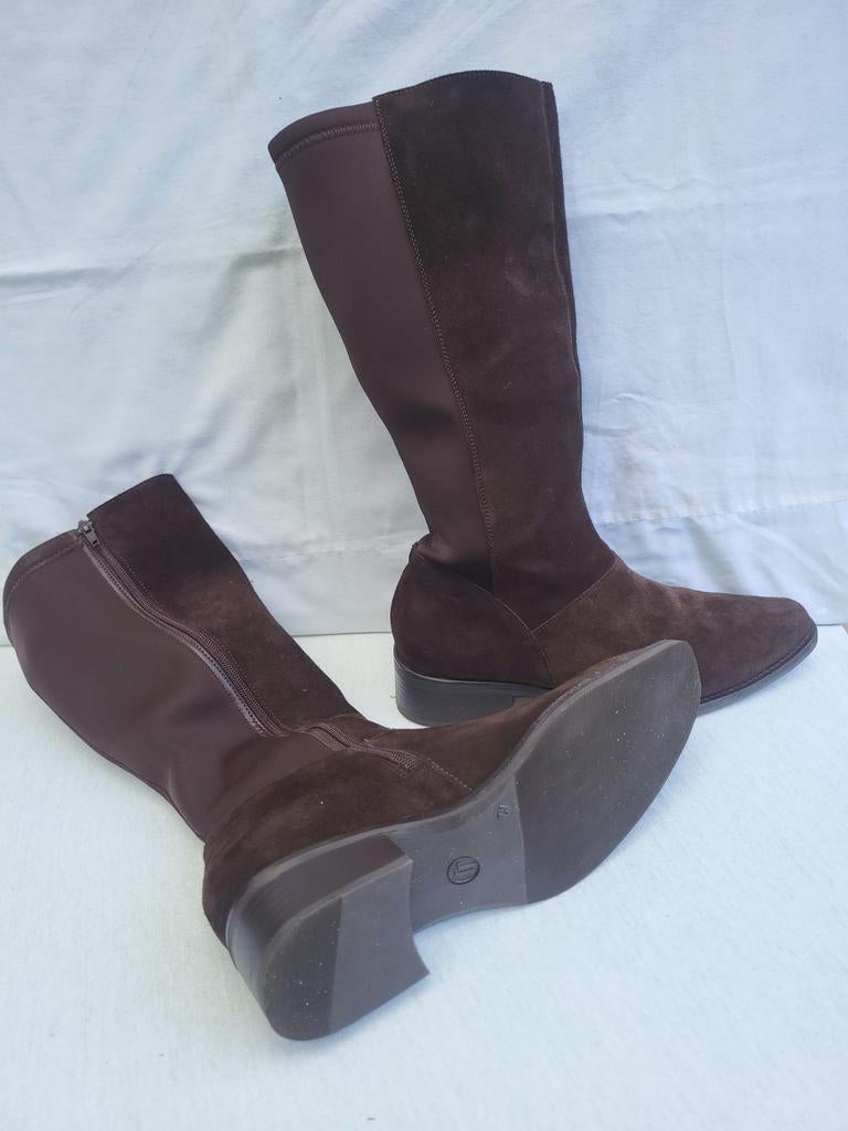 Bruine suède laarzen maat 42, Hoge laarzen, Bruin, Ophalen of Verzenden, Onbekend