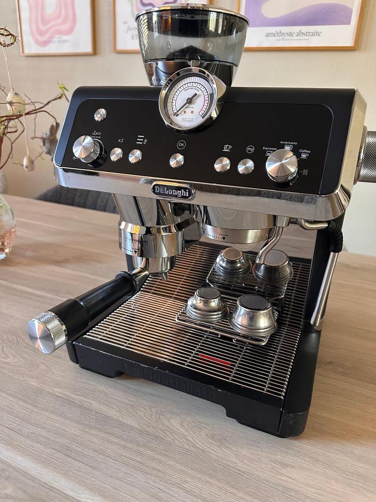De’Longhi La Specialista Prestigio (zwart), Witgoed en Apparatuur, Koffiezetapparaten, Ophalen, 10 kopjes of meer, Koffiemachine