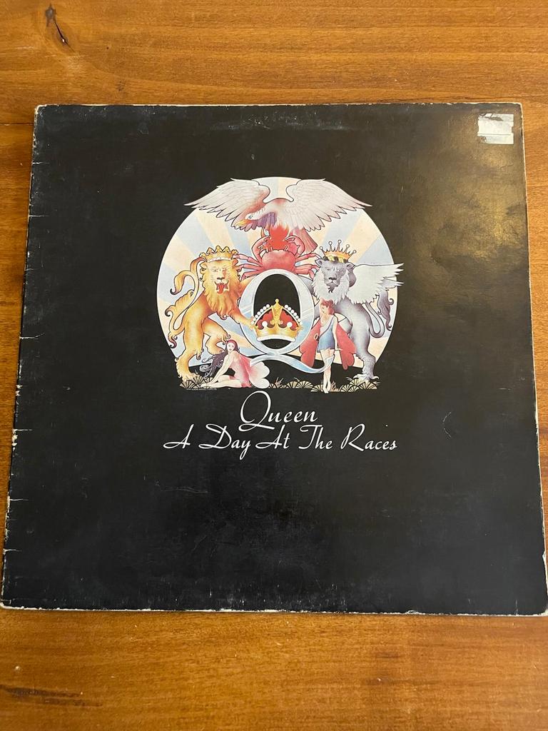 Queen - A Day At The Races Lp, Ophalen of Verzenden, Gebruikt