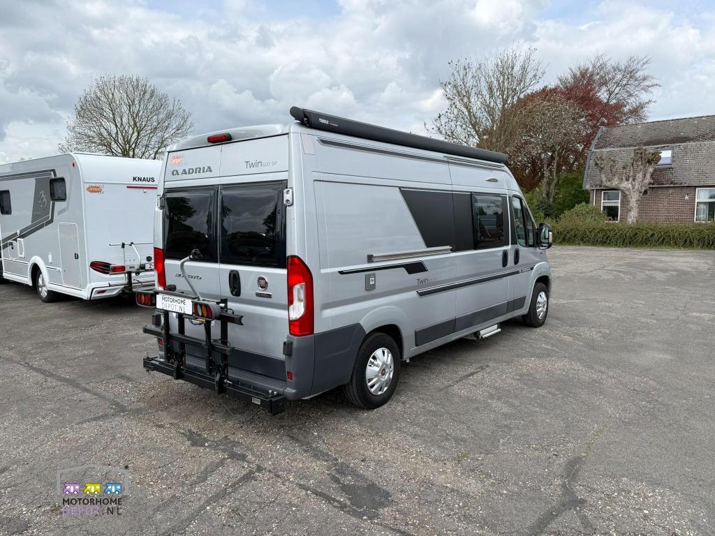 Adria Twin 600 SP, Buscamper of Camperbus, Ringverwarming, Fiat, Tot en met 2