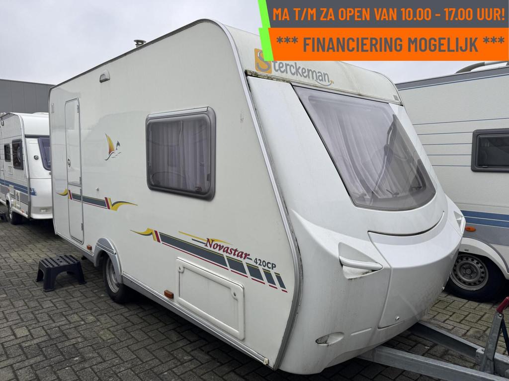 Sterckeman NOVASTAR 420CP, DWARSBED, VOORTENT, EINDKEUKEN, Sterckeman, Bedrijf, 5 tot 6 meter, Mover