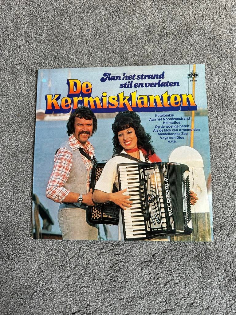 De Kermisklanten - Aan het strand stil en verlaten LP, Ophalen of Verzenden, Gebruikt, 12 inch, Levenslied of Smartlap