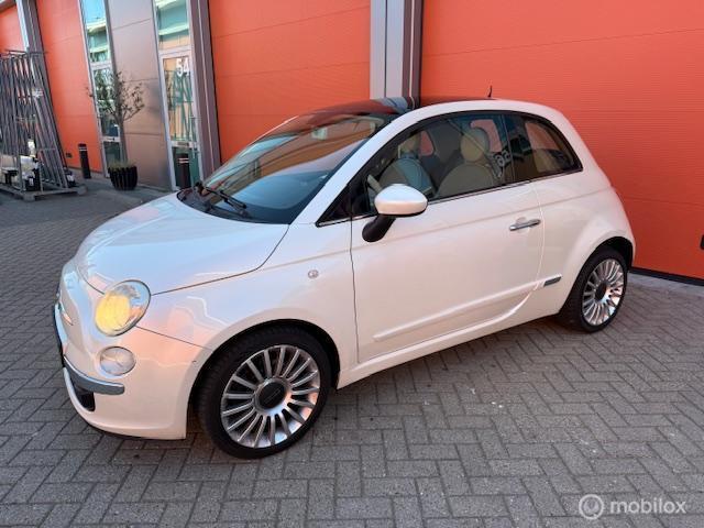 Fiat 500 0.9 TwinAir Lounge ELECTR PANORAMA-APK 2027-KM NAP, Auto's, Voorwielaandrijving, Euro 5, Gebruikt, 31 €/maand