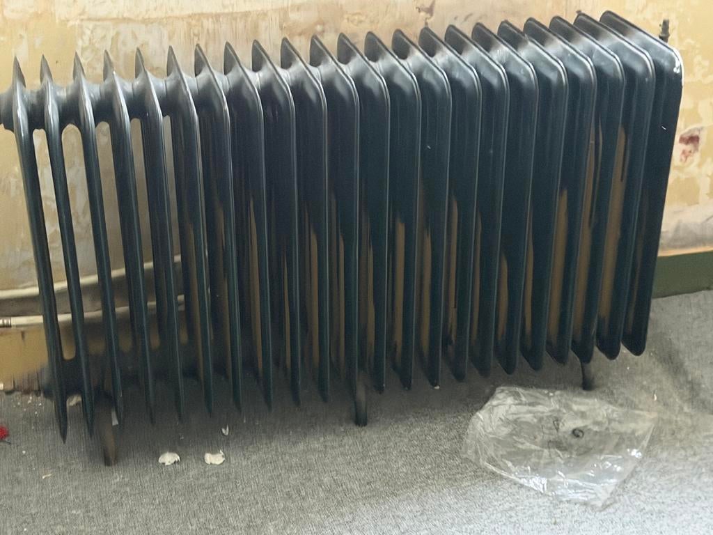 Oude ledenradiatoren - Diverse maten en kleuren, Doe-het-zelf en Verbouw, Verwarming en Radiatoren, 30 tot 80 cm, Gebruikt, Radiator
