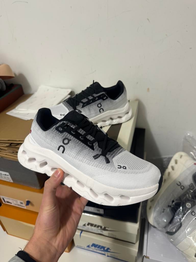 On Cloud Sneakers, Ophalen of Verzenden, Nieuw