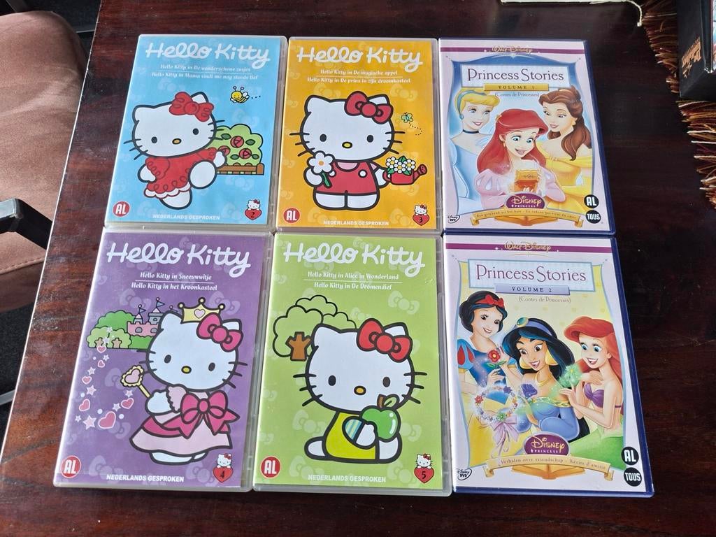 Dvd's  Hello Kitty en Princess stories., Ophalen of Verzenden