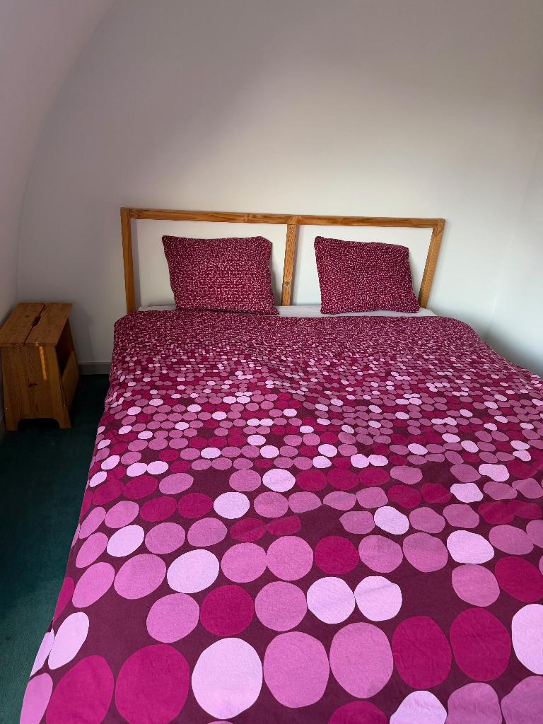 Houten bed, met matras en lattenbodem 160*200 Tarva, Huis en Inrichting, Ophalen, Tweepersoons, Zo goed als nieuw, 200 cm