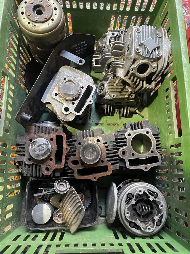 125cc en 140cc Cilinders met Zuigers en Cilinderkop, Ophalen of Verzenden, Gebruikt