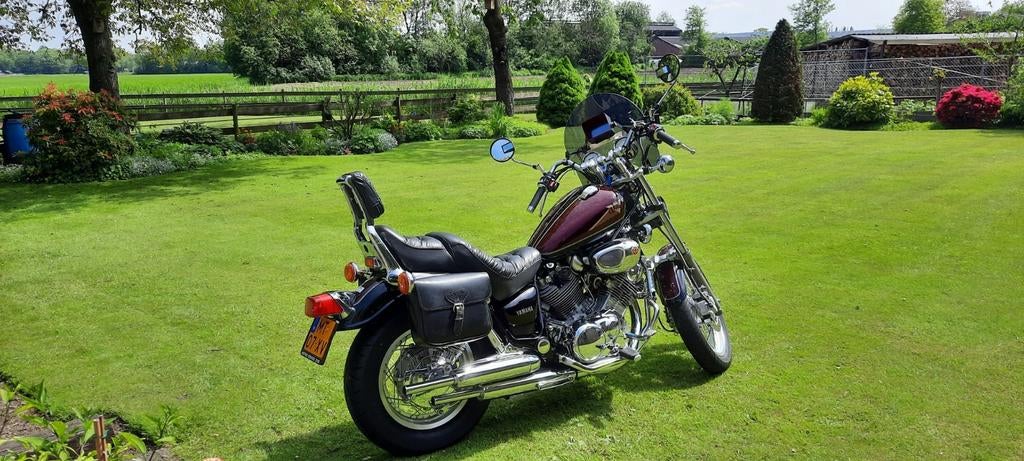 Yamaha Virago XV750, Motoren, 750 cc, Cardan-aandrijving, 2 cilinders, Chopper