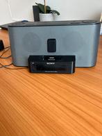 Dock speaker met Sony wekker/radio, Ophalen of Verzenden, Gebruikt, Docking station, Telefoon