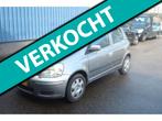 Toyota Yaris 1.0 VVT-i Sol 5 deurs, Gebruikt, 31 €/maand, 4 cilinders, 400 kg