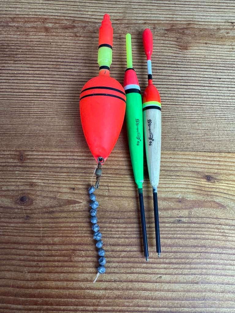 Dobbers haakjes elastiekjes vissen, Ophalen of Verzenden, Gebruikt, Dobber of Lood