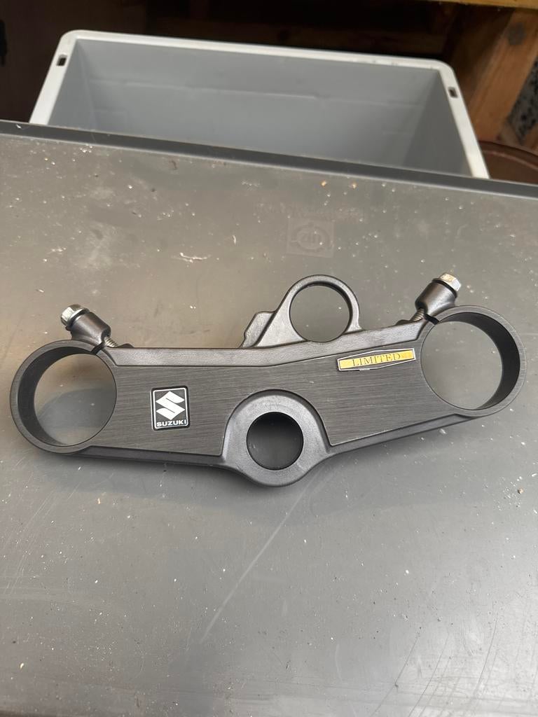 Originele kroonplaat GSXR 1000 2004 limited, Motoren, Ophalen of Verzenden, Gebruikt