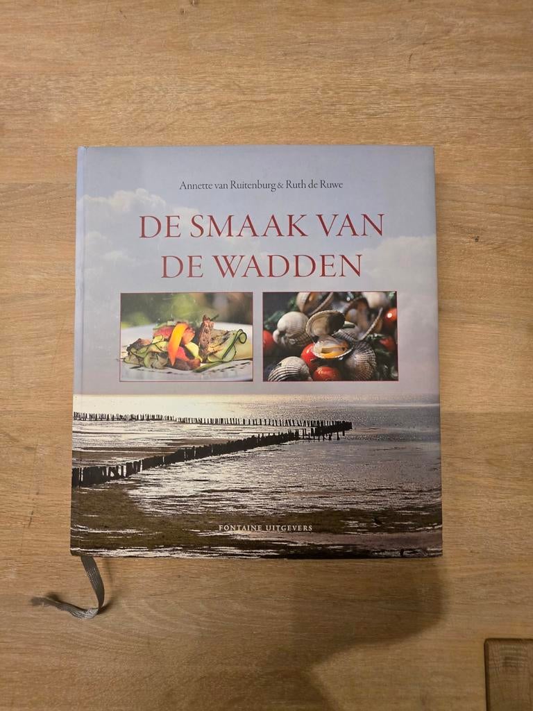Annette van Ruitenburg - De smaak van de Wadden, Boeken, Ophalen, Zo goed als nieuw, Annette van Ruitenburg; Ruth de Ruwe