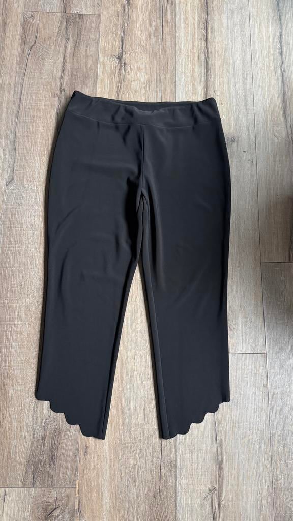 Mooie broek van Joseph Ribkoff (44), Kleding | Dames, Broeken en Pantalons, Zwart, Zo goed als nieuw, Dc, Driekwart