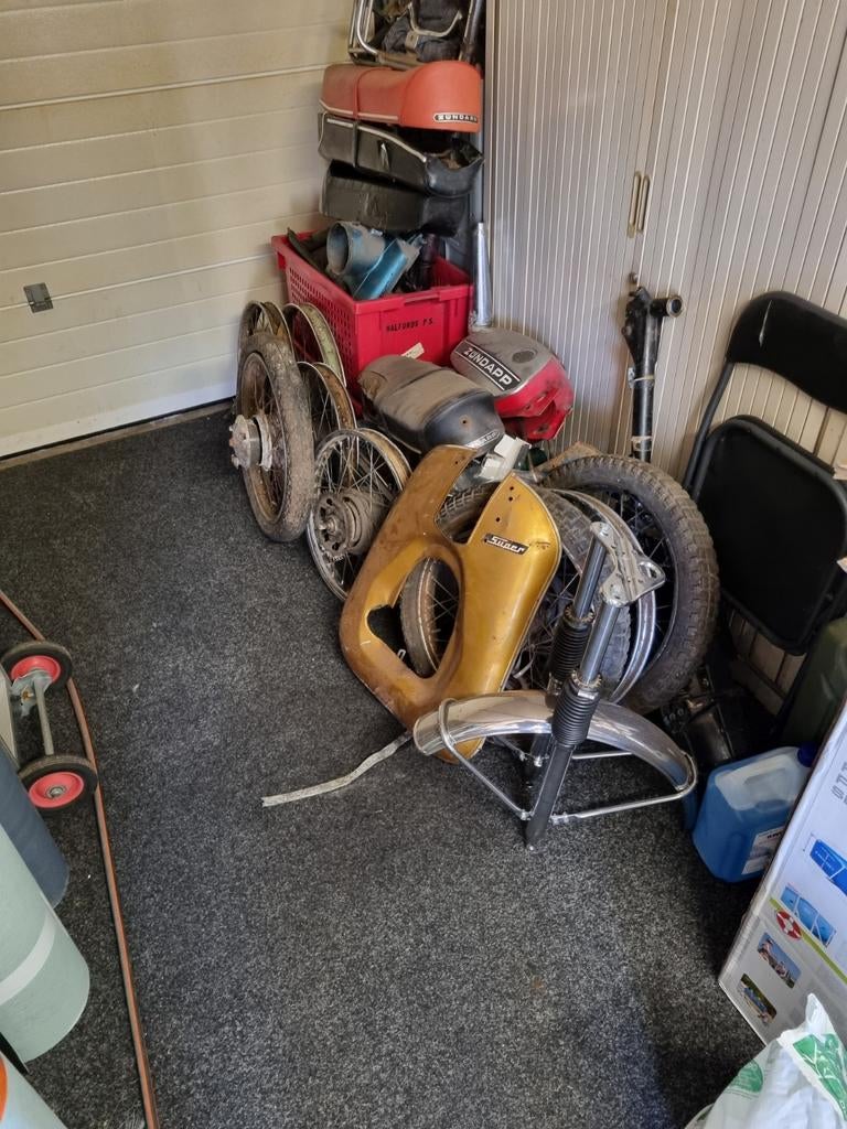 Partij zundapp onderdelen met frame 517 nl kenteken, Ophalen, Gebruikt, Frame