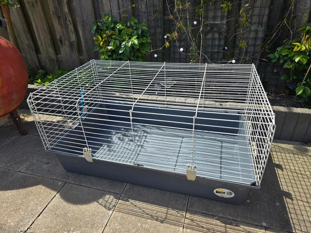 Ferplast cavia konijnen kooi 95x57cm, Dieren en Toebehoren, Knaagdieren en Konijnen | Hokken en Kooien, Kooi, Gebruikt, Konijn