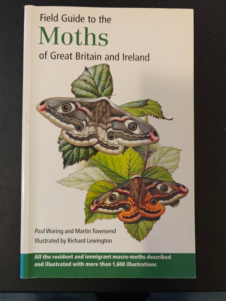 Veldgids Nachtvlinders Groot-Brittannië & Ierland, Boeken, Ophalen of Verzenden, Zo goed als nieuw, Natuur algemeen, Paul Waring en Martin Townsend
