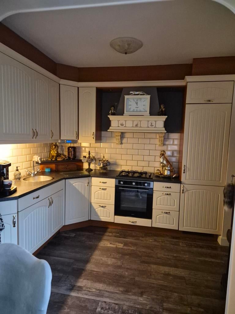 landelijke keuken, Huis en Inrichting, Keuken | Complete keukens, Ophalen of Verzenden, Gebruikt, Graniet of Steen