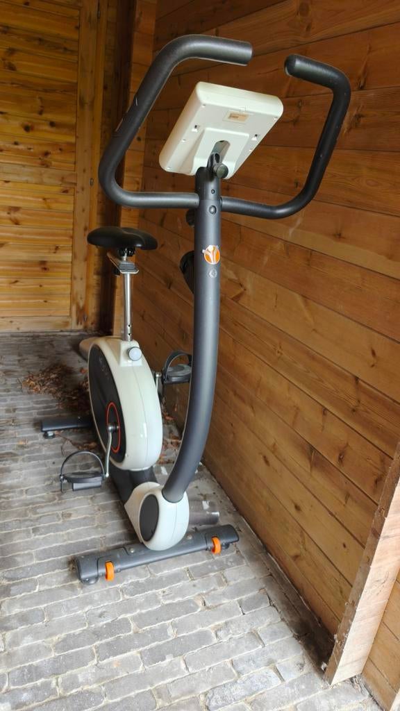 Hometrainer, Sport en Fitness, Fitnessapparatuur, Ophalen of Verzenden, Gebruikt, Hometrainer